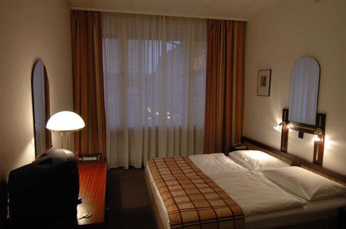 Continental Hotel-pension 4* Viena