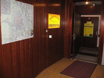 Continental Hotel-pension Acomodação com café da manhã 
